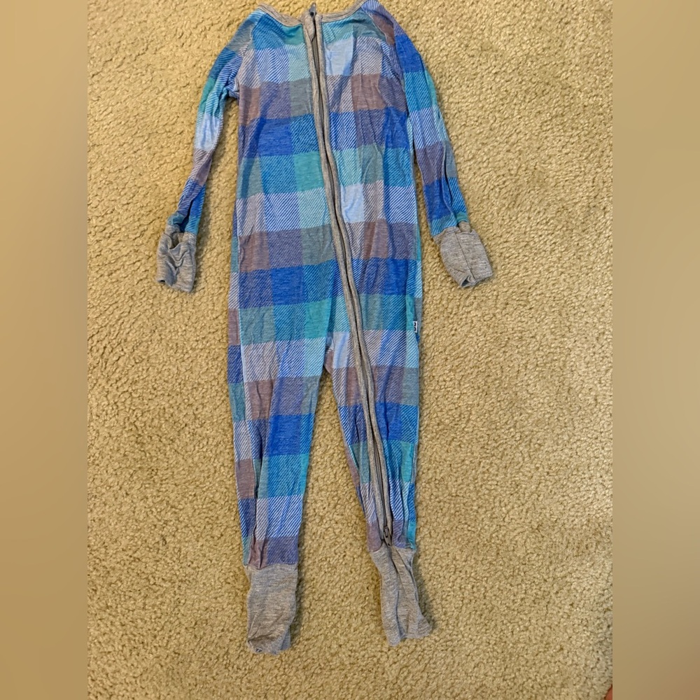 Little sleepies size 12-18m